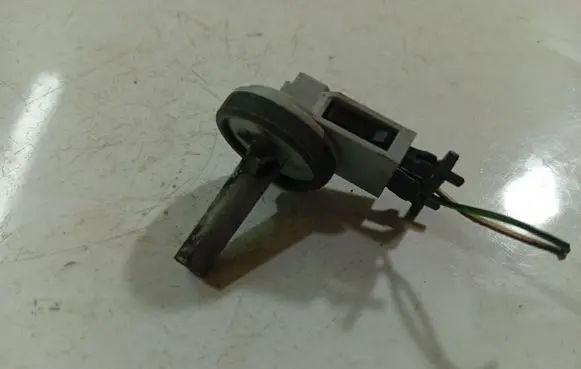 Audi A6 S6 C6 4F Interior temperature sensor 1J0907543A