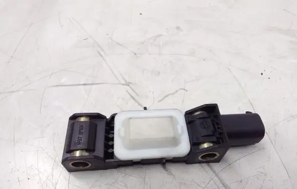 Jeep Grand Cherokee (WK) Airbag deployment crash/impact sensor 3564301787 04671779AC