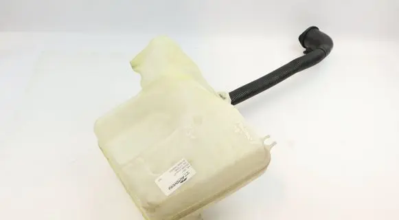 BMW M6 Windshield washer fluid reservoir/tank 7896391 7896455