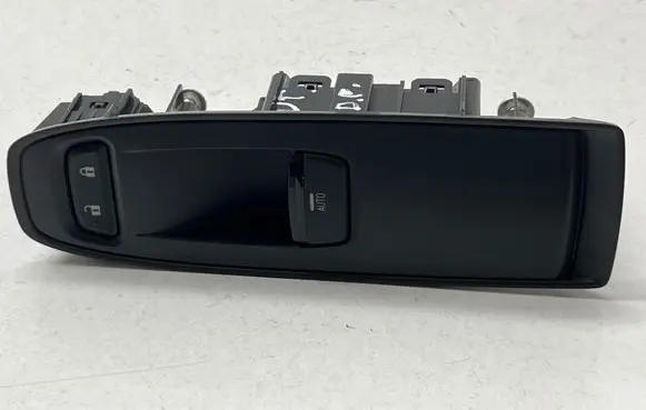 Subaru Outback (BT) Electric window control switch 83071AN10A
