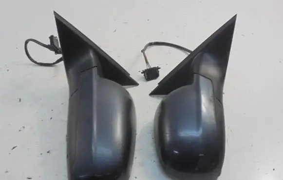Volkswagen PASSAT B5.5 Manual wing mirror 3B0857933