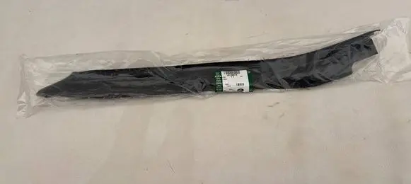 Land Rover Discovery Sport Rubber seal front coupe door LR136810