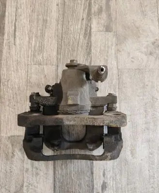 Chrysler Town & Country V Rear brake caliper 15812301
