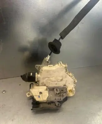Audi A7 S7 4G Front door lock 8J1837015C