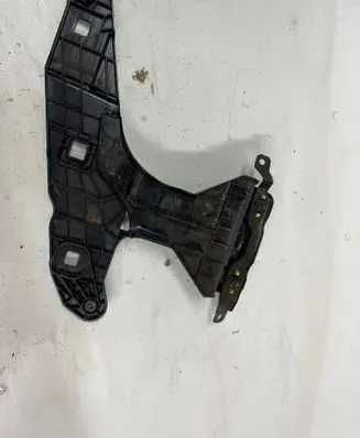 Porsche Macan (95B) Headlight/headlamp mounting bracket 95B941122F 41500C46400