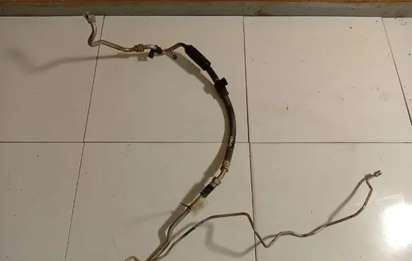 Honda Civic Air conditioning (A/C) pipe/hose 