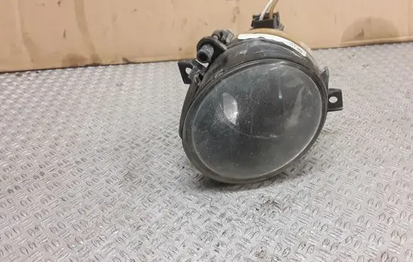 Volkswagen Golf V Front fog light