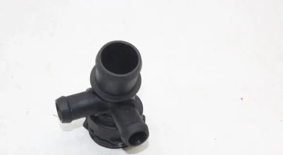 Audi A4 S4 B8 8K Engine coolant pipe/hose 4F0122293A