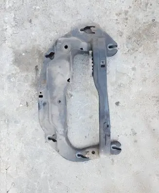 BMW X5 E70 Gearbox mounting bracket 