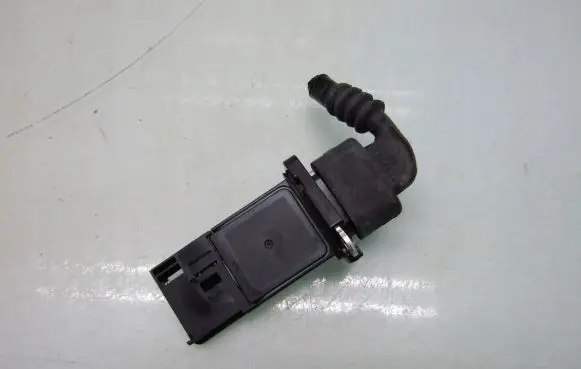 Honda HR-V Mass air flow meter AFH70M137