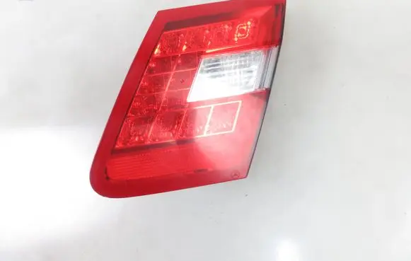 Mercedes-Benz E W212 Rear/tail lights 2128200864