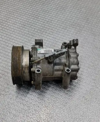 Renault Modus Air conditioning (A/C) compressor (pump) 8200819568 09426803462