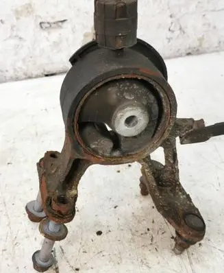 Toyota Avensis T270 Gearbox mount