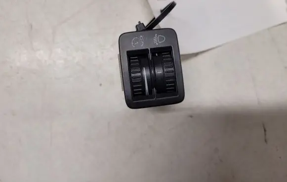 Volkswagen PASSAT B6 Headlight level height control switch 3C0941333A