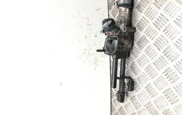Hyundai Trajet Thermostat/thermostat housing