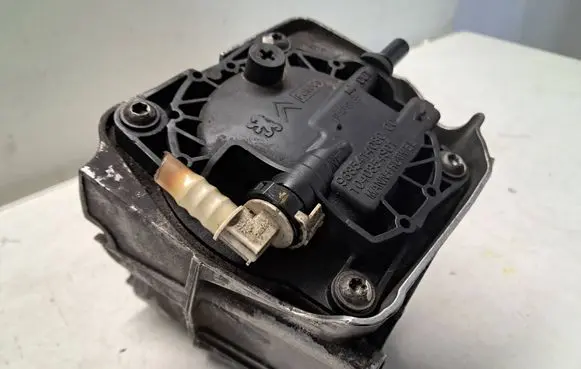 Citroen DS4 Fuel filter housing 9685414080 9683199680
