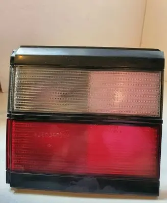 Volkswagen PASSAT B3 Tailgate rear/tail lights 333945108