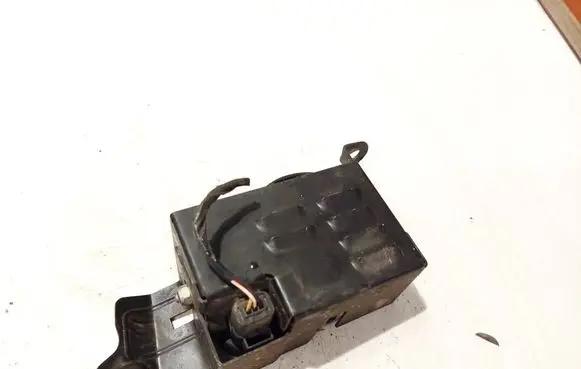 Volvo S40 Alarm system siren 8666502 s32-01369685