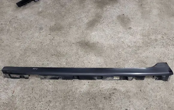 BMW 5 GT F07 Sill 7201251