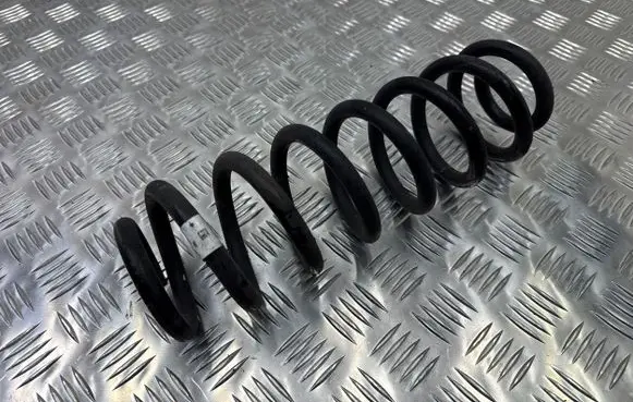 Audi Q3 F3 Rear coil spring 5qf511115