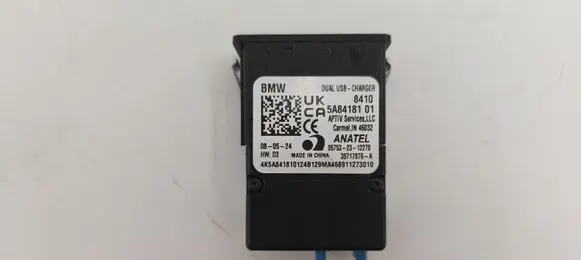 BMW iX1 USB socket connector 5A8418101 35717876A