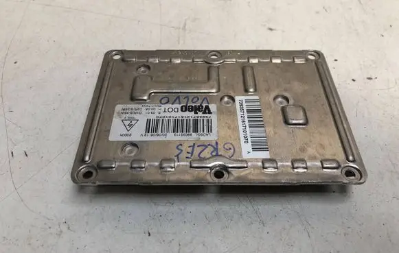 Volvo V70 Xenon control unit/module 89035113