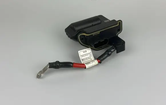 BMW X5 F15 Current control relay 9285504 928550405 L797700311