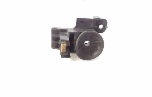 Radiator mount bracket