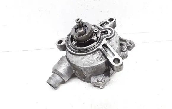 Volvo XC90 Vacuum pump 30731825