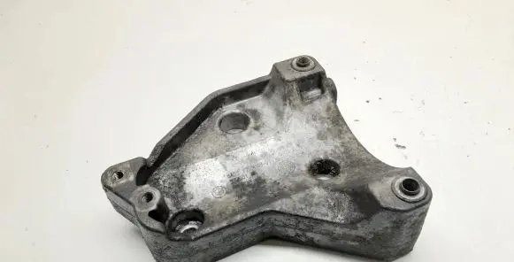 BMW X5 E70 A/C compressor mount bracket 7799863 64557799863