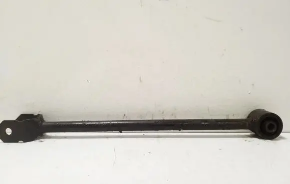 Rear control arm