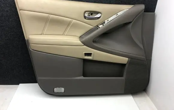 Nissan Murano Z51 Front door card panel trim 809251AA0A