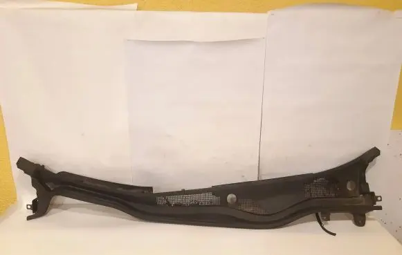 Lexus GS 300 350 430 450H Wiper trim 45620110750 5570830100