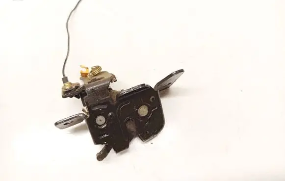 Mazda Demio Tailgate/trunk/boot lock/catch/latch 
