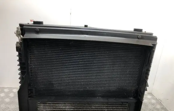 BMW 5 E60 E61 Radiator set 7787830 7810333 22793115