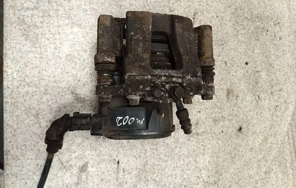Rear brake caliper