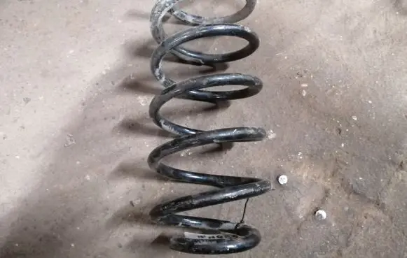Volvo XC90 Front coil spring