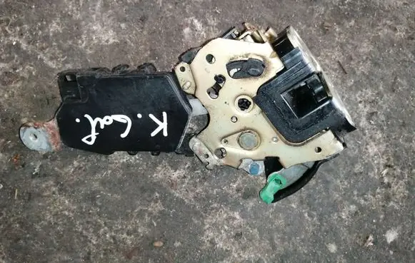 Subaru Outback Rear door lock
