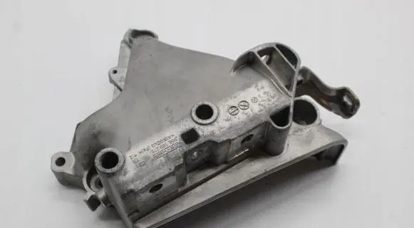 Volkswagen Golf Sportsvan Engine mounting bracket 5E0199275