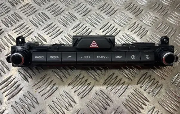 KIA Sportage Head unit multimedia control D996568020