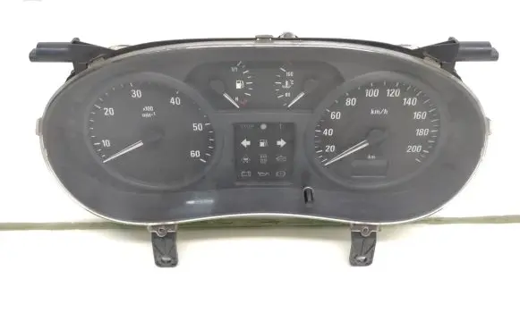 Opel Vivaro Speedometer (instrument cluster) P8200006339