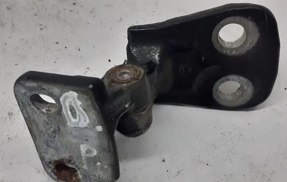 Land Rover Range Rover Sport L320 Front door lower hinge 