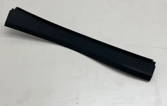 Volkswagen Touran III Front sill trim cover 5TA868224