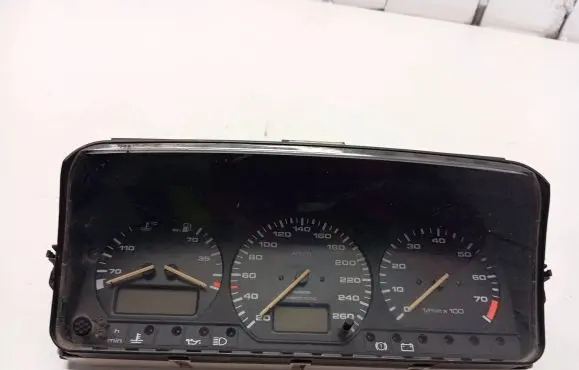 Volkswagen PASSAT B3 Speedometer (instrument cluster) 3579190330R 6160524005