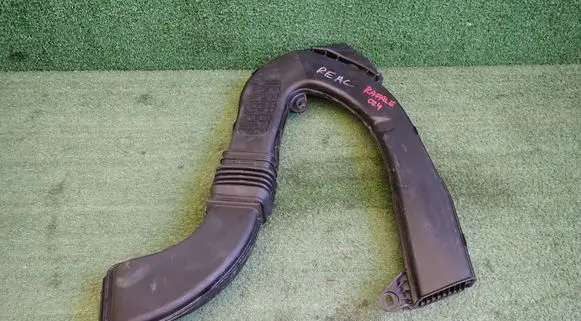 Renault Rafale Air intake duct part 165562423R