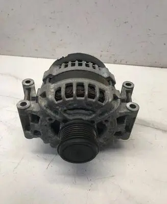 Audi A5 8T 8F Generator/alternator 06H903018J