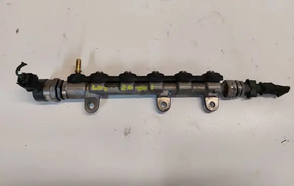 Renault Laguna III Fuel main line pipe 8200610223 0445214250