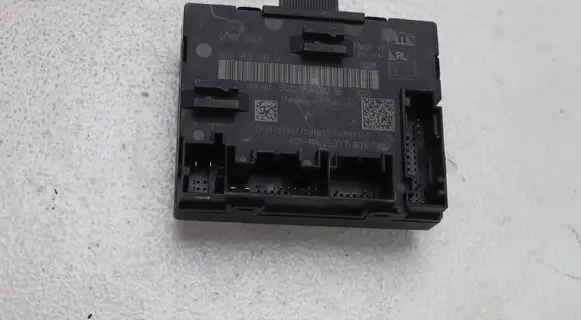Audi A3 S3 8V Door control unit/module 5Q0959392D 5Q0959392B