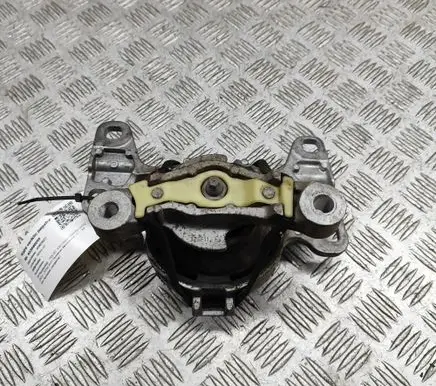 Volvo V40 Cross country Engine mount bracket 32222136