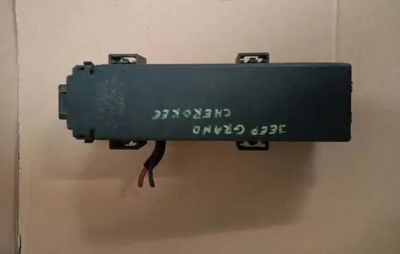 Jeep Grand Cherokee (WK) Fuse module 56050787AE